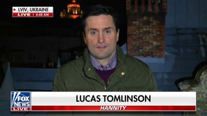 As Lucas Tomlinson From Fox News Is Reporting From Ukraine, People Wonder How Her Wife and Family Is Doing