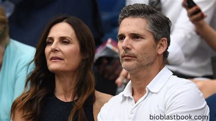 
Brian Gleeson Height, Weight, Net Worth, Age, Birthday, Wikipedia, Who, Nationality, Biography 