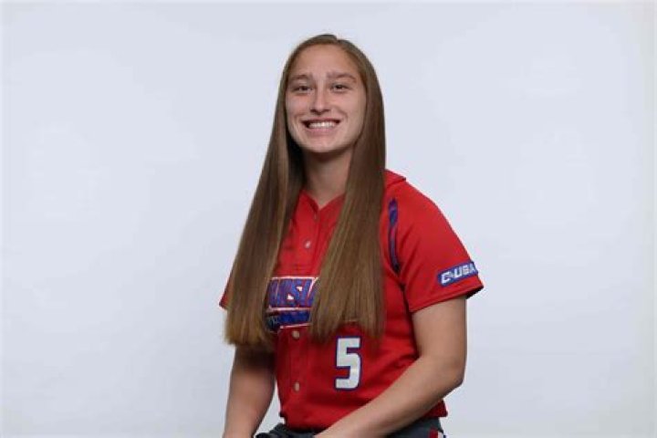 
Caroline Easom Height, Weight, Net Worth, Age, Birthday, Wikipedia, Who, Nationality, Biography 