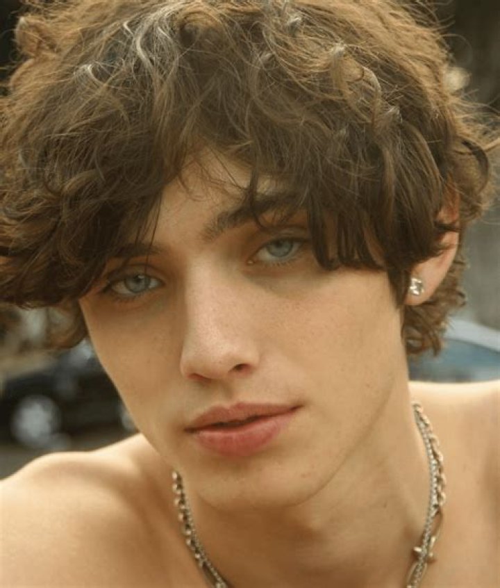 Carringtonxx Height, Weight, Net Worth, Age, Birthday, Wikipedia, Who, Nationality, Biography