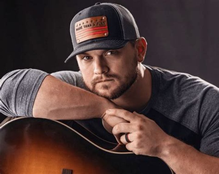 
Darren Robertson Age, Birthday, Wikipedia, Who, Nationality, Biography 