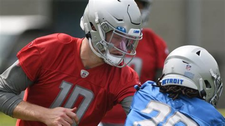 
Detroit Lions Nate Sudfeld Injury Update: Is He Playing Today? Salary And Net Worth 