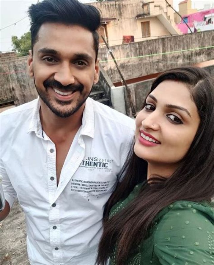 Divya Sridhar Height, Weight, Net Worth, Age, Birthday, Wikipedia, Who, Nationality, Biography