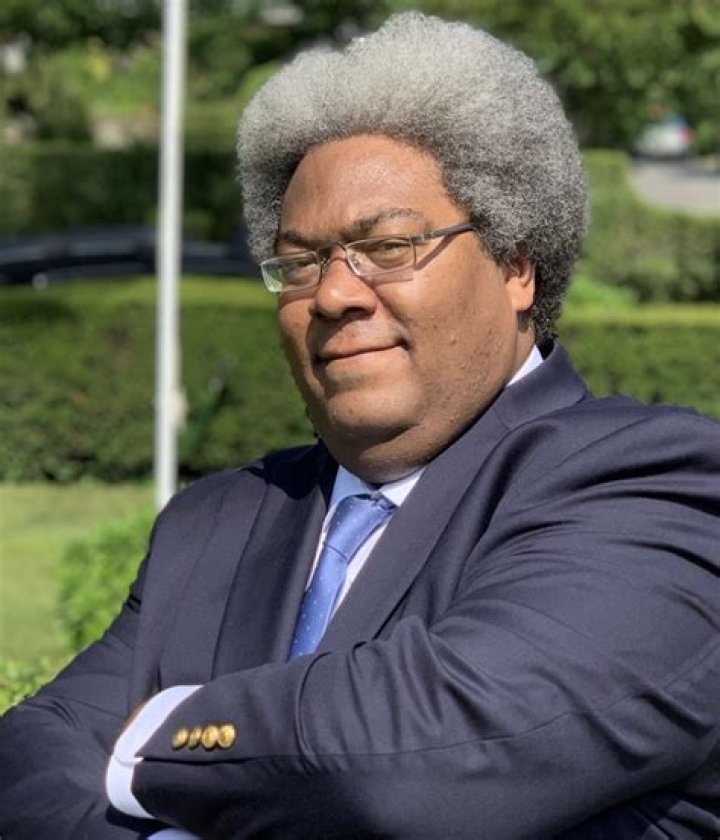 Elie Mystal Height, Weight, Net Worth, Age, Birthday, Wikipedia, Who, Instagram, Biography
