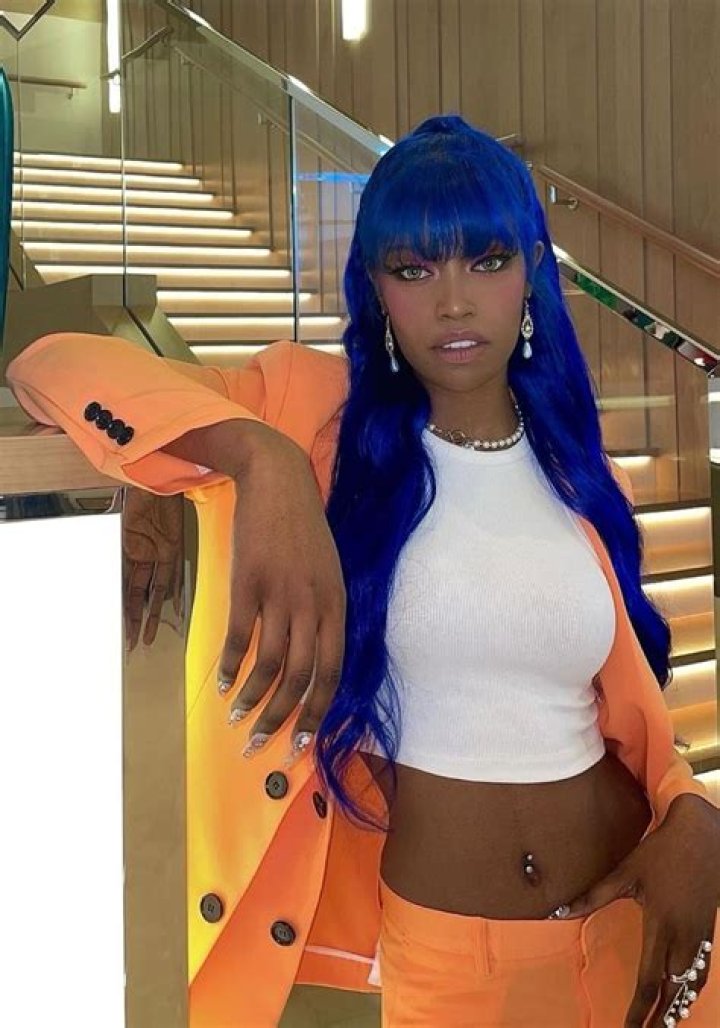 
Fatou Samba Height, Weight, Net Worth, Age, Birthday, Wikipedia, Who, Nationality, Biography 