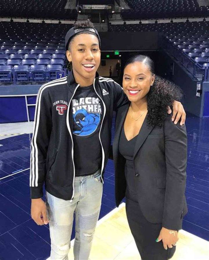 Head Coach Niele Ivey And Her Former Partner Javin Hunter Had A Relationship In College