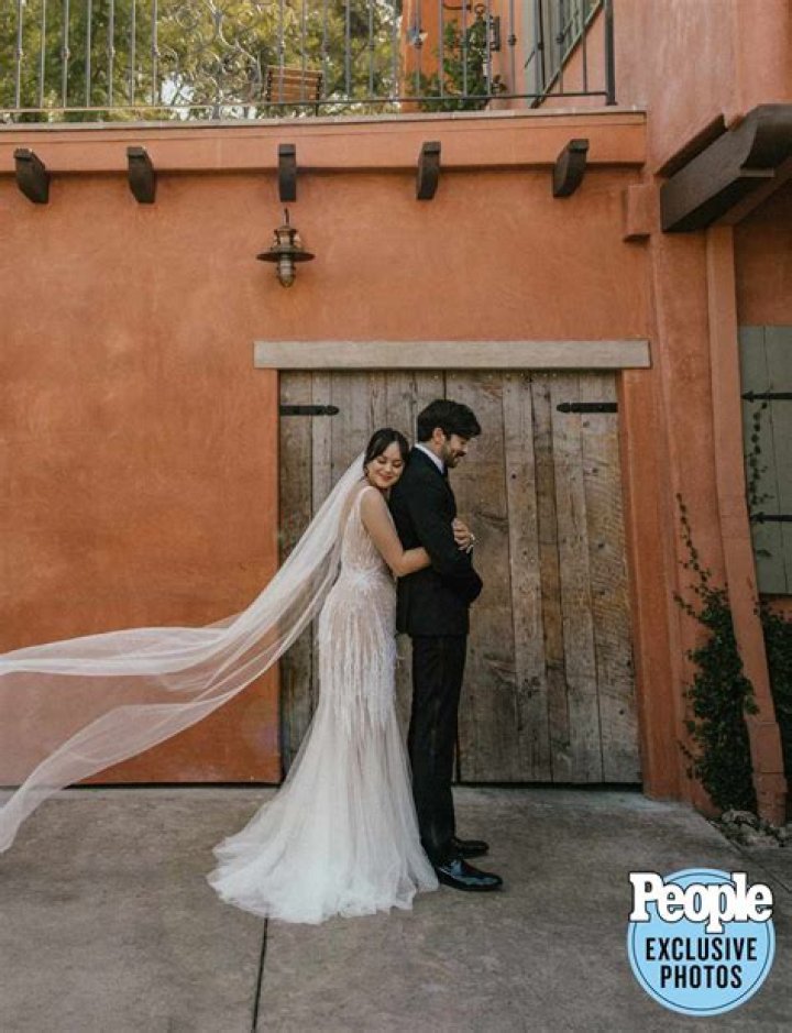 Is Hayley Orrantia Pregnant In The Goldbergs? Her Partner Greg Furman and Engagement Photos