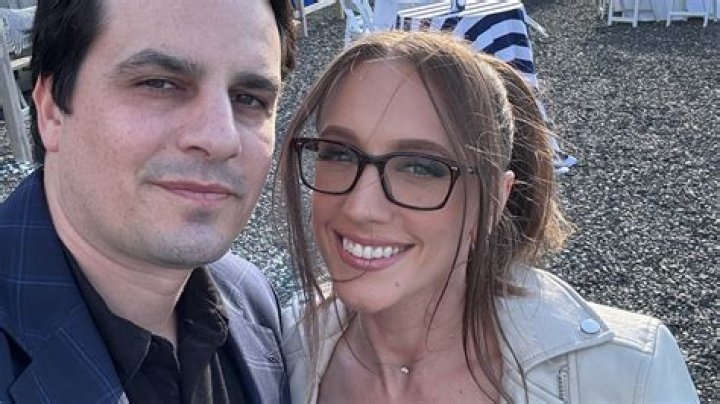 
Is Katherine Timpf Married? Her Husband, Bio, Age, IG, Net Worth, Salary, Parents 