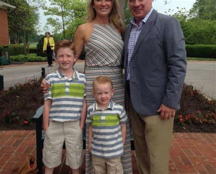 Is Mark Stoops Married to Wife? Or Dating a Girlfriend?