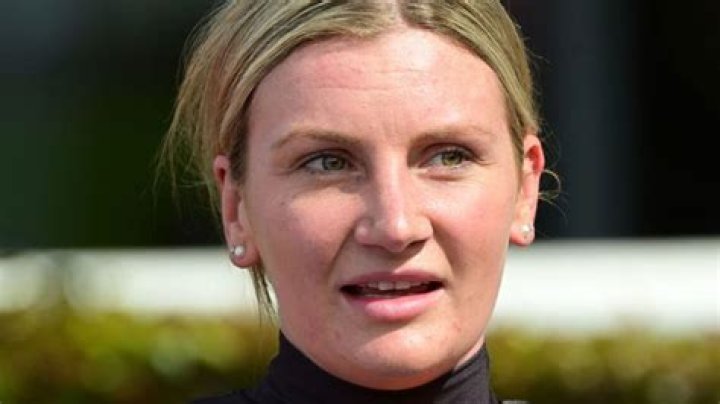 
Jamie Kah Height, Weight, Net Worth, Age, Birthday, Wikipedia, Who, Nationality, Biography 