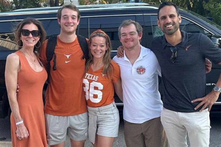 Jerry Jones Daughter Is A Millionaire, How Rich Is Charlotte Jones Anderson In Numbers?