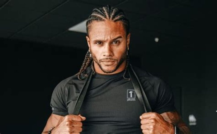 Keith Knight Height, Weight, Net Worth, Age, Birthday, Wikipedia, Who, Instagram, Biography