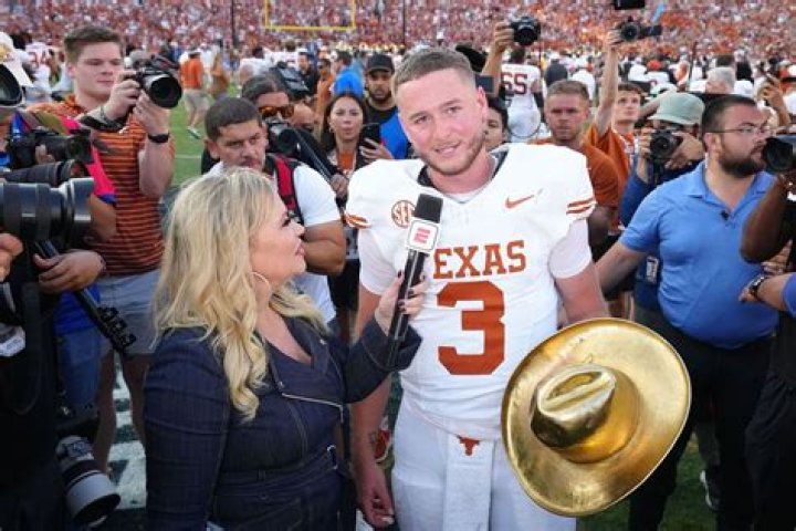 
Kristen Ewers Age, Birthday, Wikipedia, Who, Nationality, Biography 