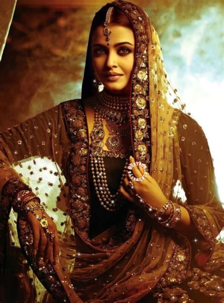 
Leo Kalyan Performed At Sonam Kapoor and Is Now Famous 