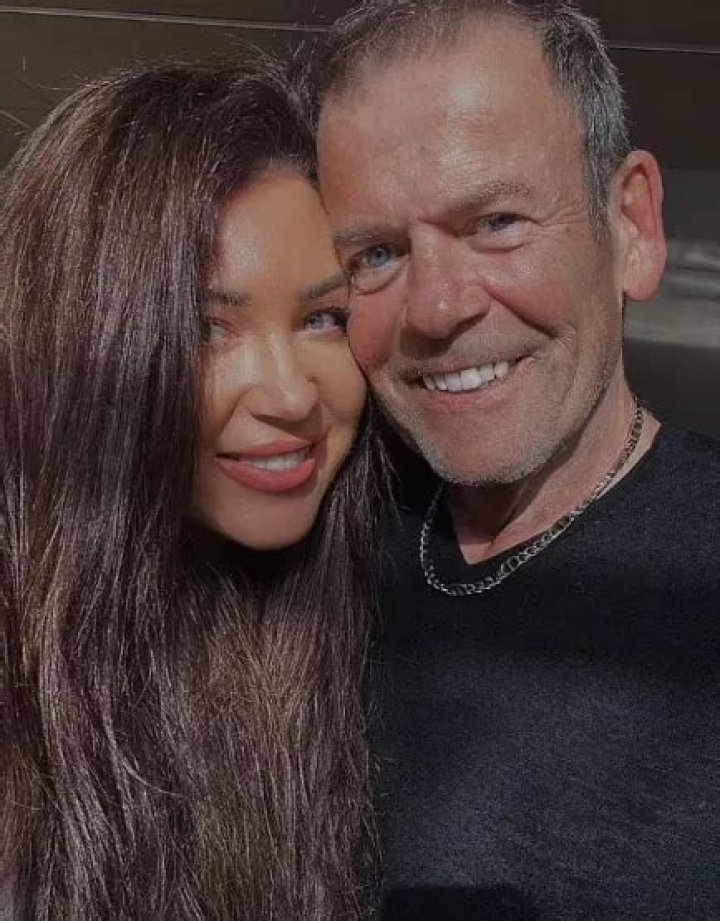 
Lorna Luxe Height, Weight, Net Worth, Age, Birthday, Wikipedia, Who, Nationality, Biography 