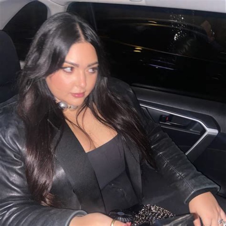 
Nicole Holm Age, Birthday, Wikipedia, Who, Nationality, Biography 