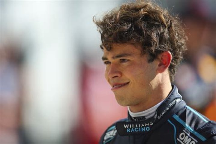 Nyck de Vries Net Worth [2022]: A Look Into The Career Earnings Of The F1 Racer!