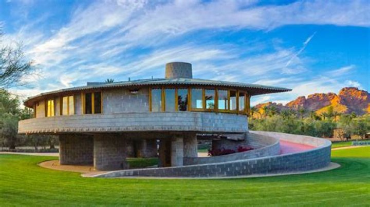 
Oklahoma mansion Westhope designed by Frank Lloyd Wright up for sale: All you need to know 