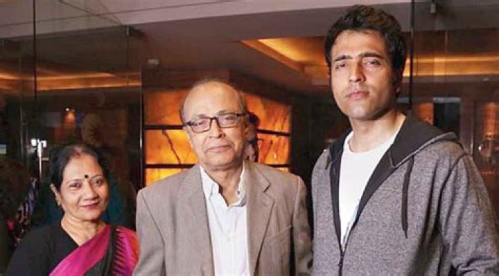 
Ria Chatterjee Height, Weight, Net Worth, Age, Birthday, Wikipedia, Who, Nationality, Biography 