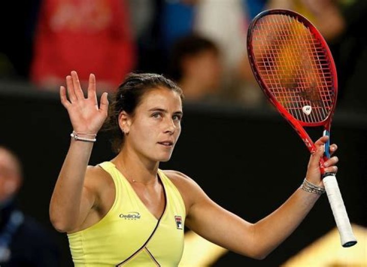 Rina Navarro Height, Weight, Net Worth, Age, Birthday, Wikipedia, Who, Instagram, Biography