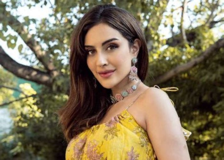 
Samreen Khan Height, Weight, Net Worth, Age, Birthday, Wikipedia, Who, Nationality, Biography 