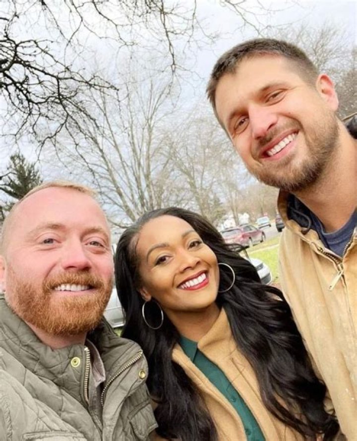 Shea Hicks Whitfield Age, Birthday, Wikipedia, Who, Nationality, Biography