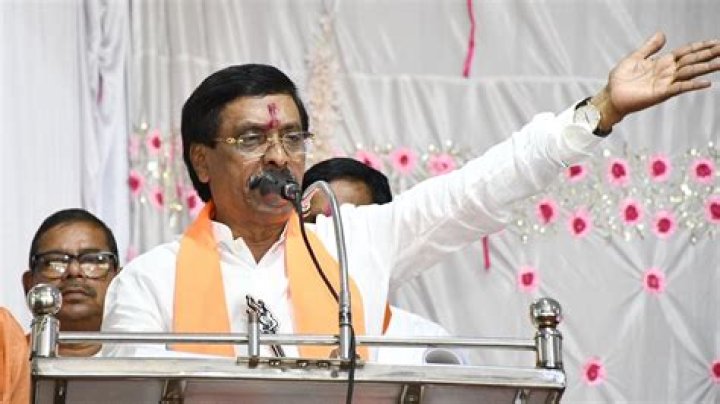 
Shiv Sena seeks HC orders to BMC for Dassehra rally permission 