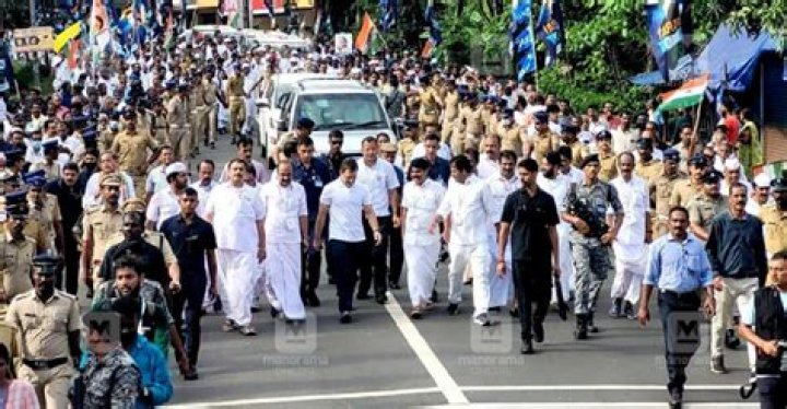 
Traffic snarls as Rahul’s ‘Bharat jodo yatra’ enters Kerala capital 