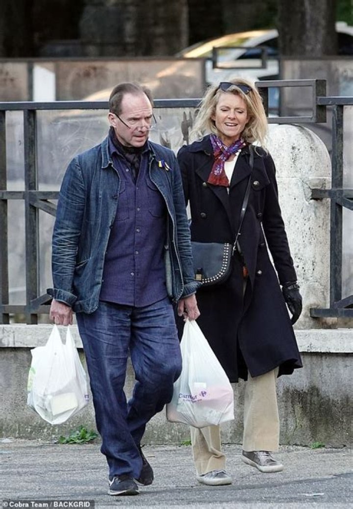 
Who are Ralph Fienness Parents? Ralph Fiennes Biography, Parents Name, Nationality and More 