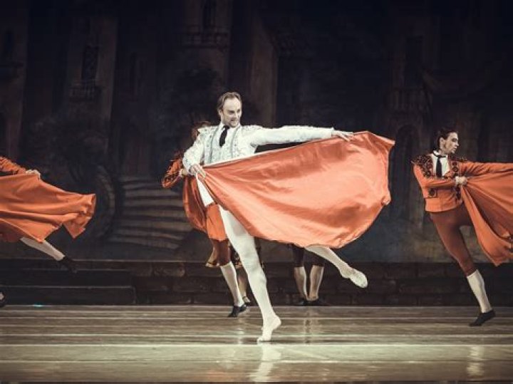 
Who Is Artem Datsyshyn And What Happened To Her? Ukrainian Ballet Dancer Wiki 