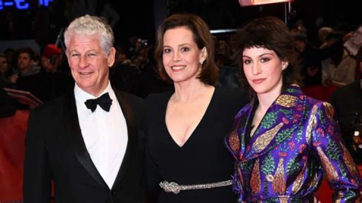 
Who Is Charlotte Simpson? Meet Sigourney Weaver Daughter, Boyfriend And Net Worth 