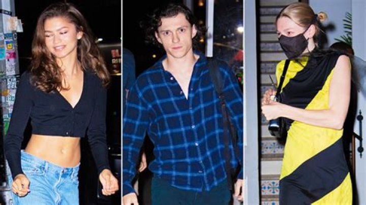 
Zendaya Celebrates 26th Birthday With Tom Holland And ‘Euphoria’ Co-Star Hunter Schafer In NYC 